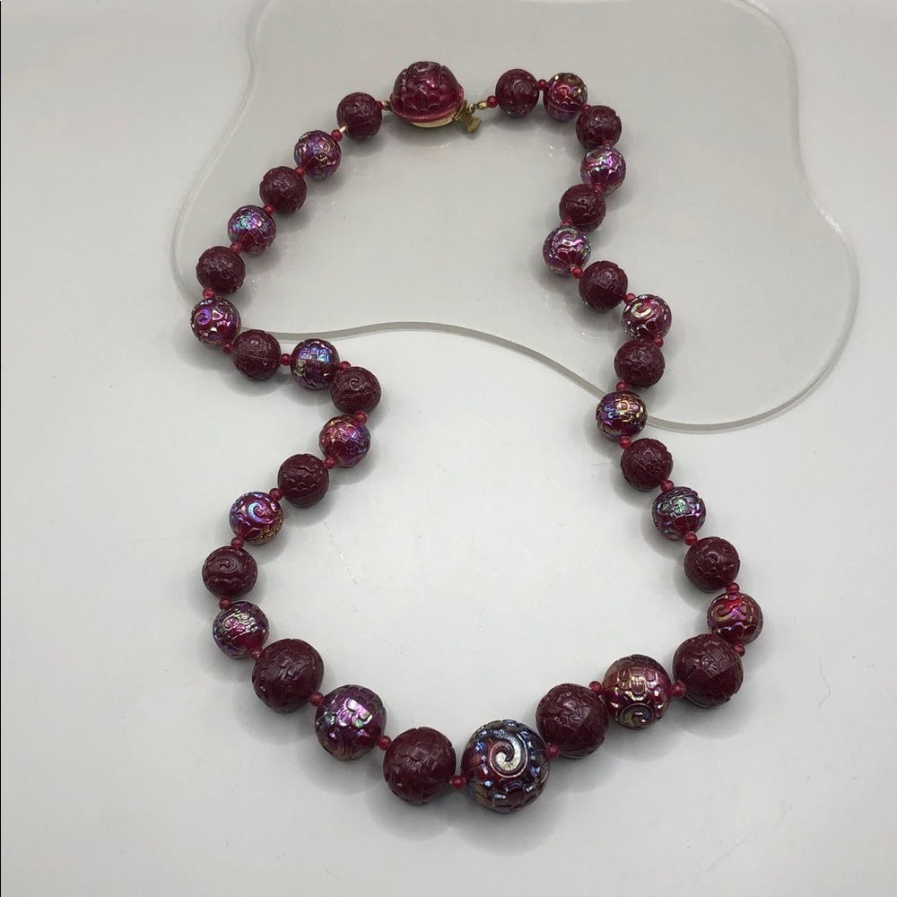 Vintage Austria Iridescent Wine Textured Resin Beaded Necklace Fancy Clasp